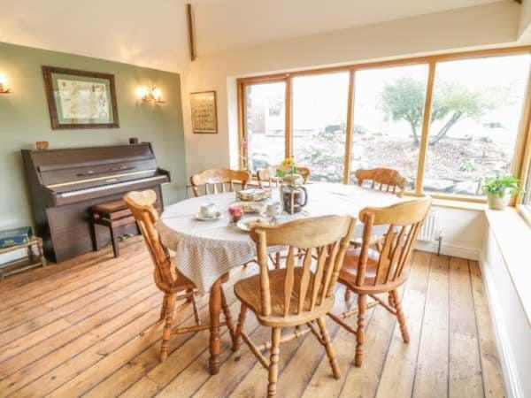 Bryn Y Bwyd Farm House Barmouth Exterior photo